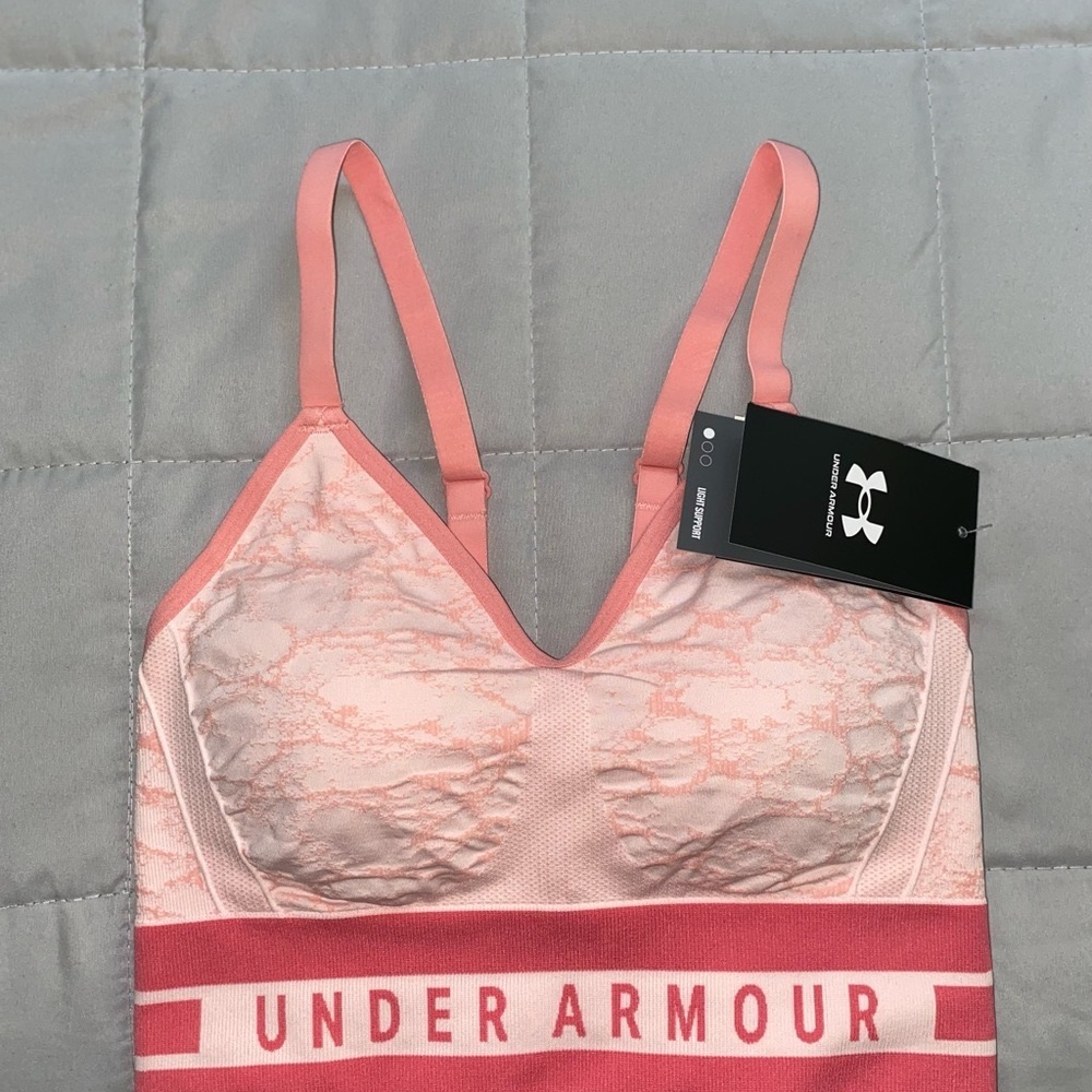 Under Armour Sport Bra Size M Brand New